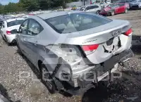 2013 Hyundai Elantra photo