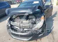 2013 Hyundai Elantra photo