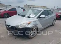 2013 Hyundai Elantra фото