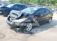 2013 Hyundai Elantra photo
