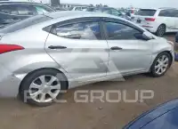 2013 Hyundai Elantra фото