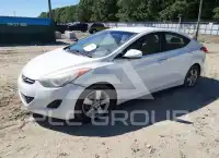 2013 Hyundai Elantra фото