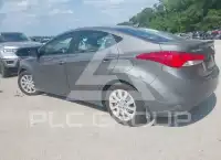 2013 Hyundai Elantra photo