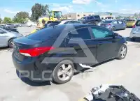 2013 Hyundai Elantra фото