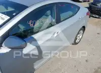 2013 Hyundai Elantra photo