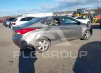 2013 Hyundai Elantra фото