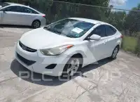 2013 Hyundai Elantra photo