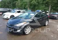 2013 Hyundai Elantra photo