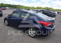 2013 Hyundai Elantra photo