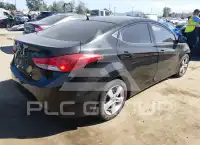 2013 Hyundai Elantra photo