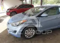 2013 Hyundai Elantra photo