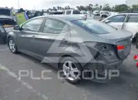 2013 Hyundai Elantra photo