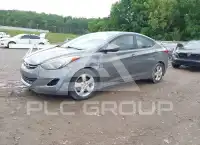 2013 Hyundai Elantra photo
