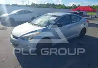 2013 Hyundai Elantra photo
