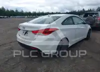 2013 Hyundai Elantra photo