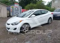 2013 Hyundai Elantra photo