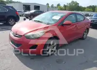 2013 Hyundai Elantra photo