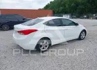 2013 Hyundai Elantra photo