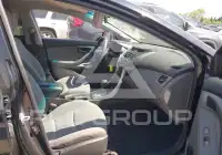 2013 Hyundai Elantra фото
