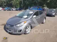 2013 Hyundai Elantra photo
