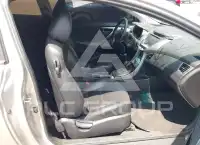 2013 Hyundai Elantra photo