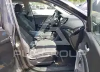 2013 Hyundai Santa Fe photo