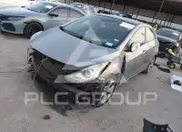 2013 Hyundai Elantra photo