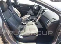 2013 Hyundai Elantra photo