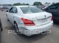 2013 Hyundai Equus photo