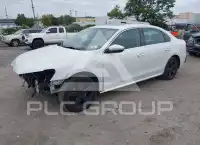 2013 Volkswagen Passat photo