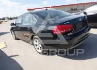 2013 Volkswagen Passat фото