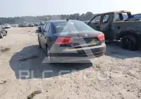 2013 Volkswagen Passat photo