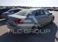 2013 Volkswagen Passat фото
