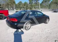 2013 Volkswagen Passat photo