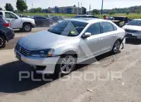 2013 Volkswagen Passat photo