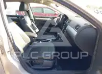 2013 Volkswagen Passat photo