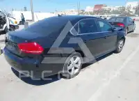 2013 Volkswagen Passat photo