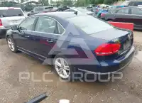2013 Volkswagen Passat photo