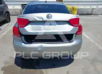 2013 Volkswagen Passat фото