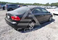 2013 Volkswagen Passat photo