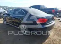 2013 Volkswagen Passat photo