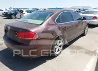 2013 Volkswagen Passat photo