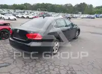 2013 Volkswagen Passat photo
