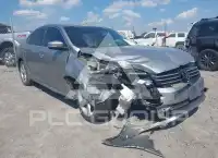 2013 Volkswagen Passat photo