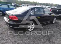 2013 Volkswagen Passat фото