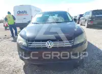 2013 Volkswagen Passat фото