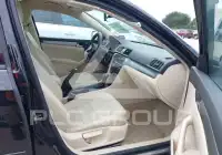 2013 Volkswagen Passat photo