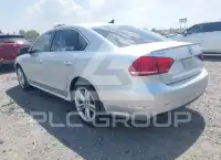 2013 Volkswagen Passat фото