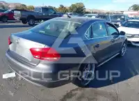 2013 Volkswagen Passat photo