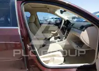 2013 Volkswagen Passat photo